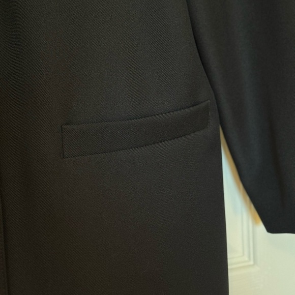 Alfred Dunner Elegant Black Suit Jacket Size 10 - Picture 3 of 4